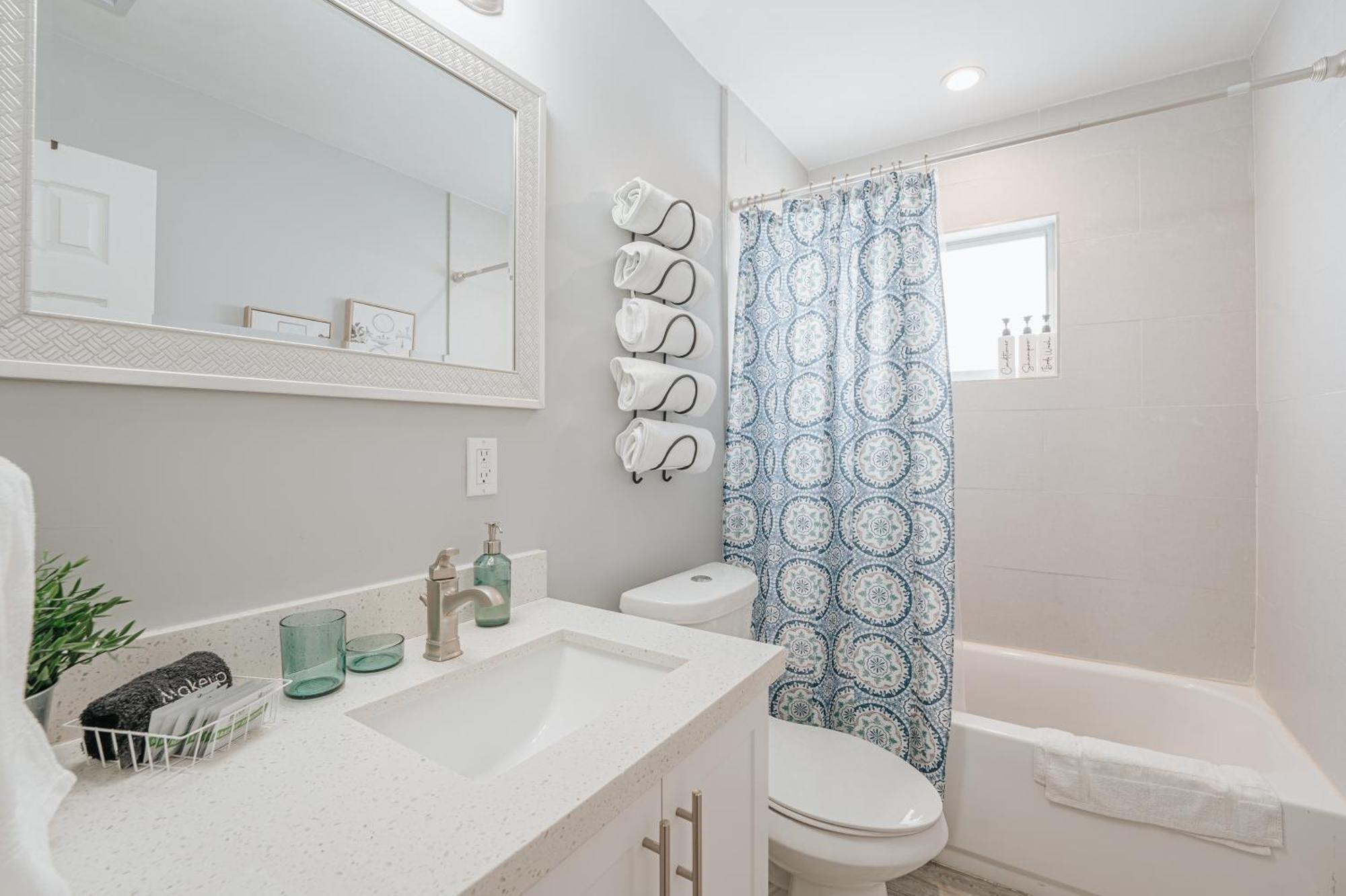 Home With A Pool Close To Beach And Fll Airport Pool Heated October- March فورت لودرديل المظهر الخارجي الصورة