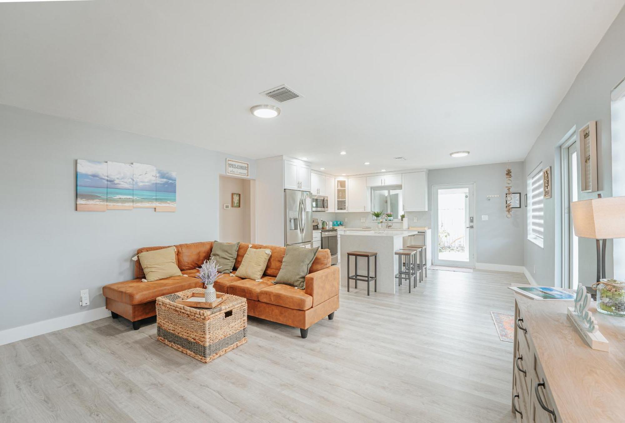 Home With A Pool Close To Beach And Fll Airport Pool Heated October- March فورت لودرديل المظهر الخارجي الصورة